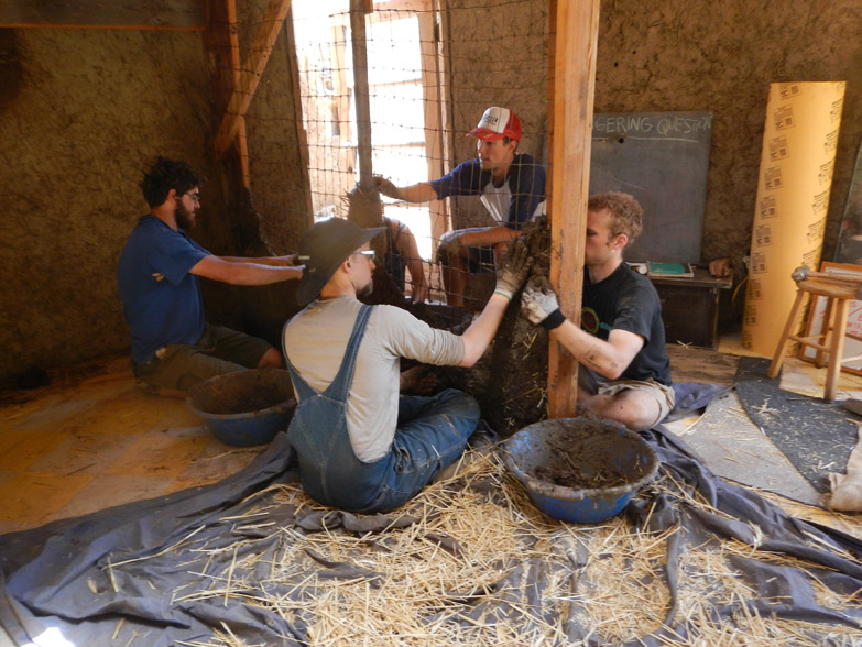 We also built an internal wall using light-clay-straw (fancy way of saying that we wrapped straw chunks on the fencing wire).