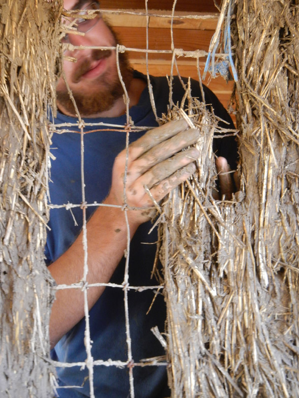 Vincent is 'grocking' light-clay-straw.